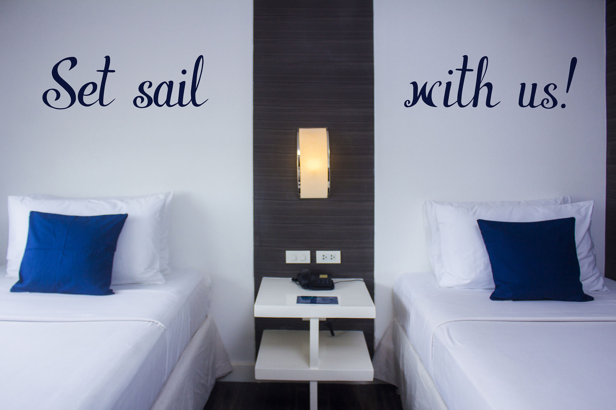 เอลลิส อีโคเทล Hotel เลกัซปี ภายนอก รูปภาพ